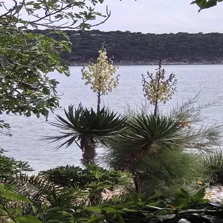 Botel In By The Supetarska Draga